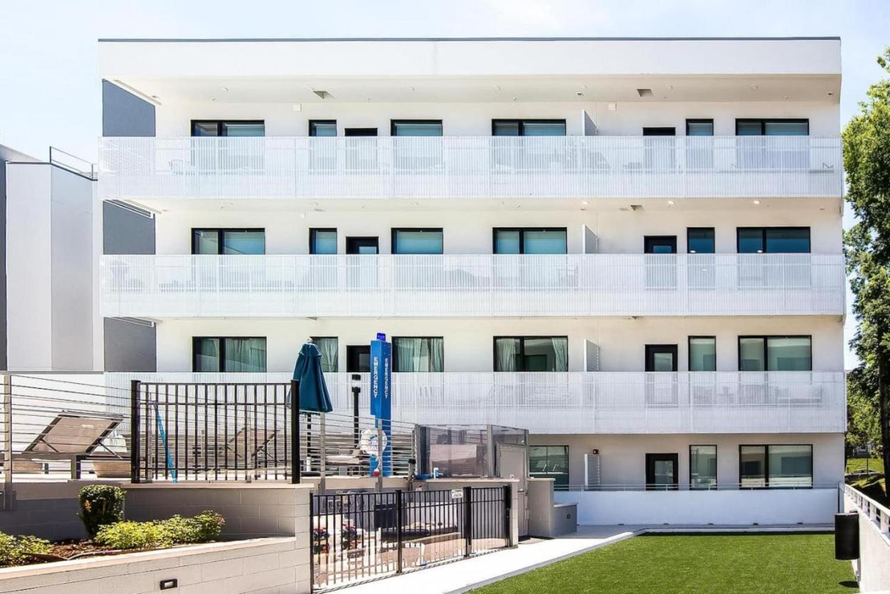 Gulch Located With 4 Beds, Pool, Private Patio And Secure Parking Villa Nashville Dış mekan fotoğraf